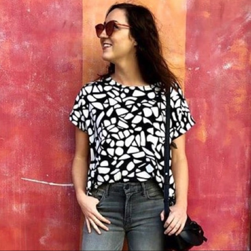 Ava Sky pebble top